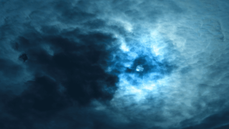 Eclipse-de-Sol-escorpio-la-fuerzza